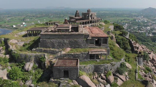 krishnagiri-fort krishnagiri-fort